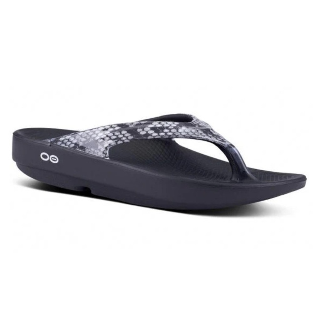 OOFOS OOlala Limited Edition Thong Recovery Sandals Snake Print Women's Size 7